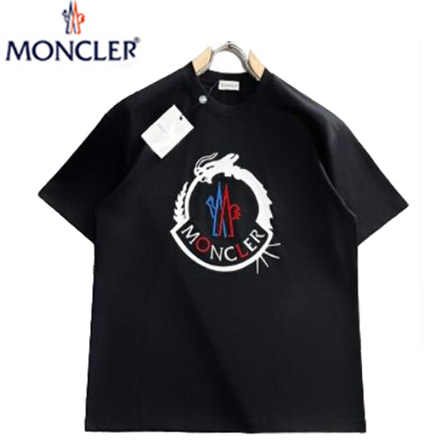 MONCLER-041211 몽클레어 블랙 아플리케 장식 티셔츠 남성용
