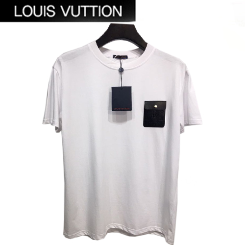 LOUIS VUITT**-031618 루이비통 화이트 모노그램 포켓 장식 티셔츠 남여공용