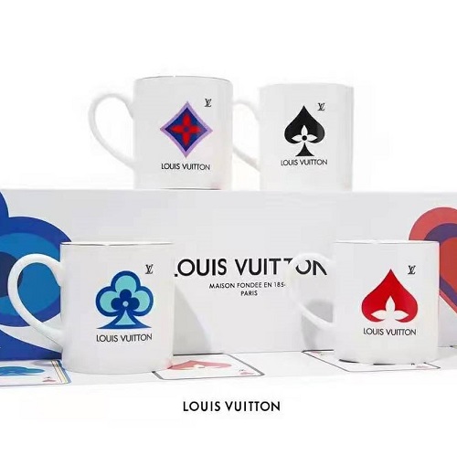 LOUIS VUITTON-M20210 루이비통 게임 온 모노그램 모티프 포커 게임 본차이나 머그 컵 셋트